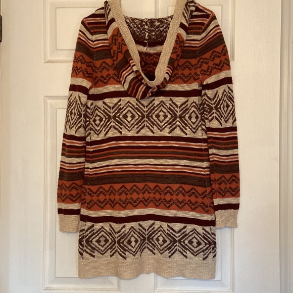 Long cardigan sweater - Picture 2 of 4